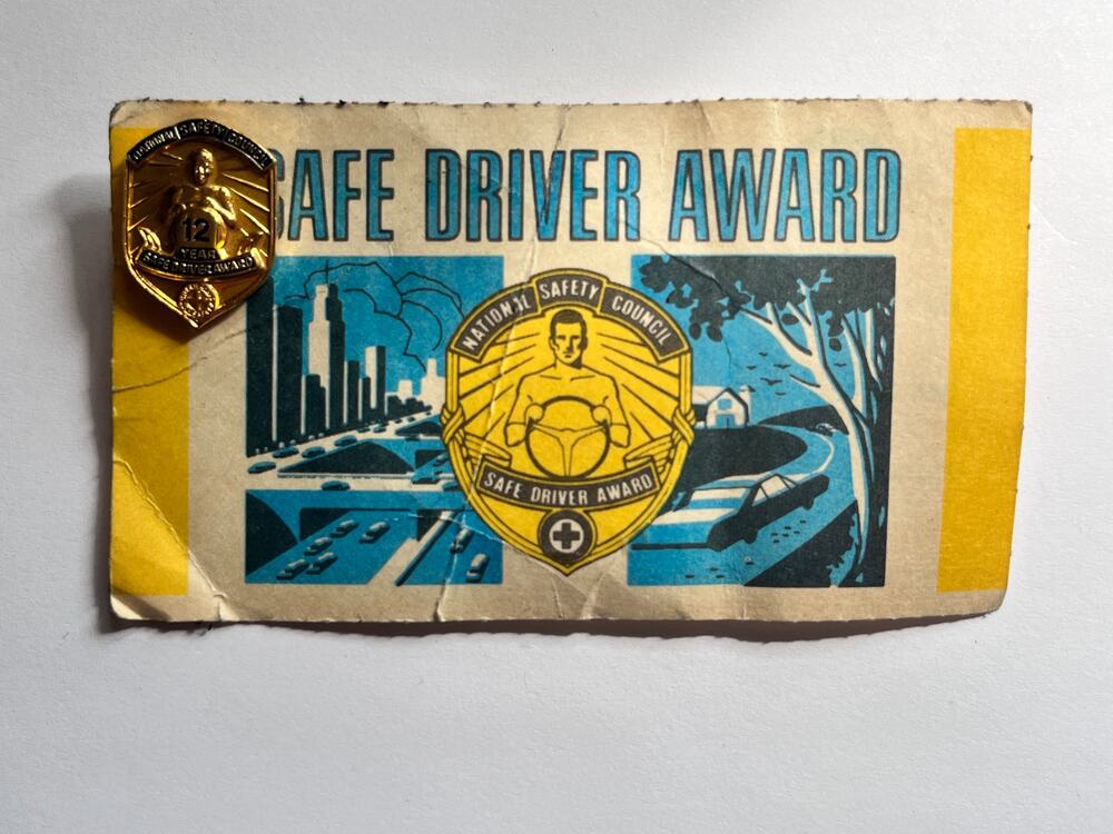 1985 US Postal Service National Safety Council Safe Driver Award Pin 12 Years